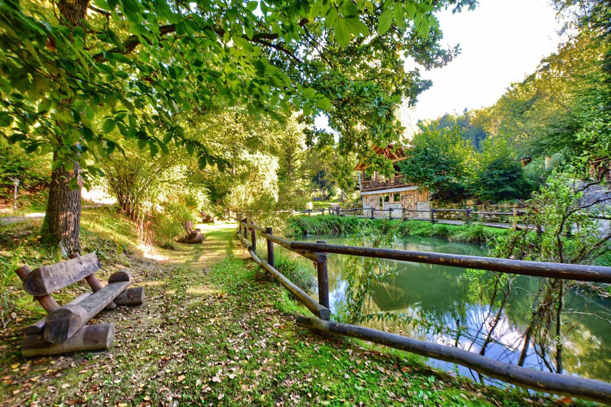 Osada Sroczy Jar Villa Rozpucie Luaran gambar