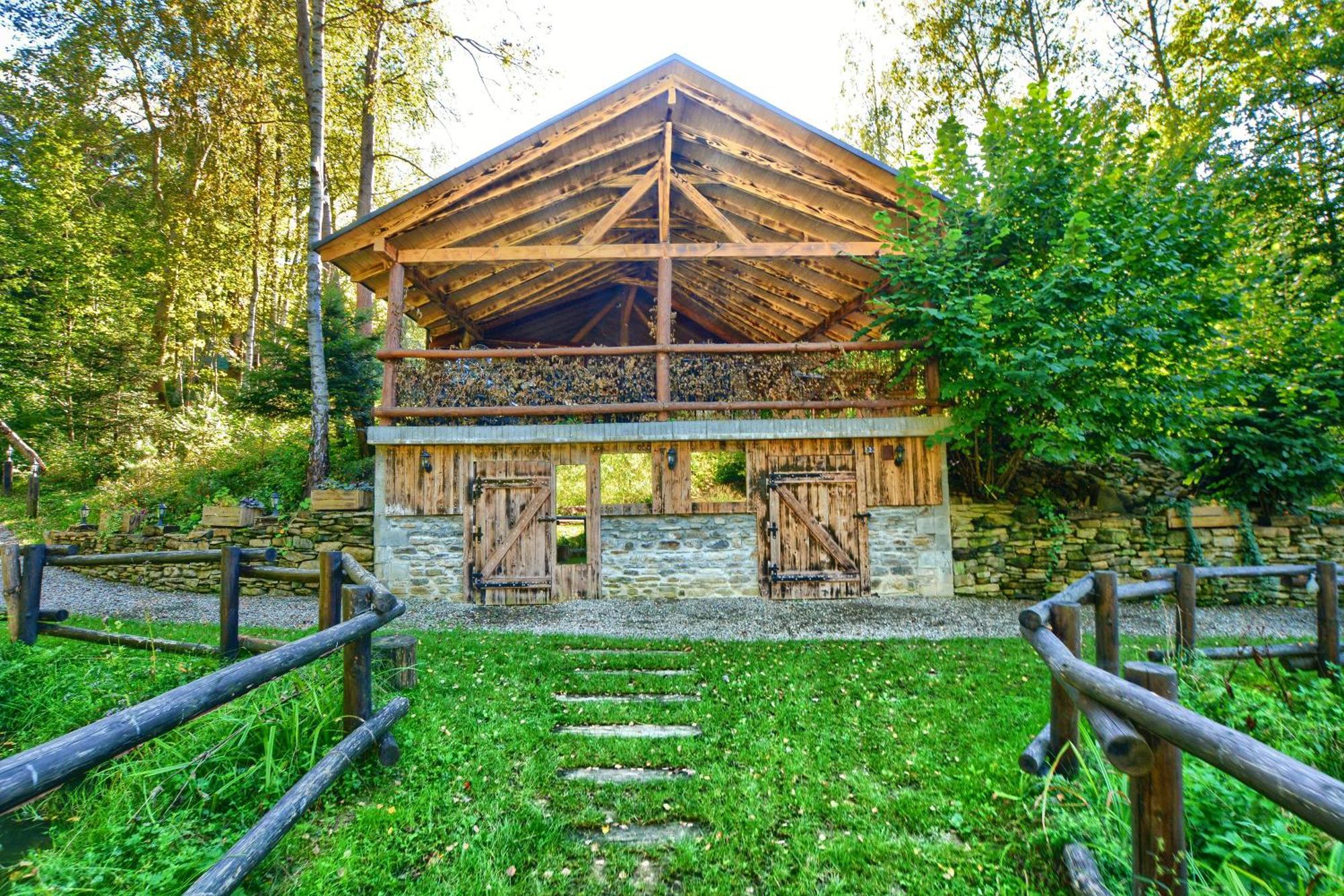 Osada Sroczy Jar Villa Rozpucie Luaran gambar